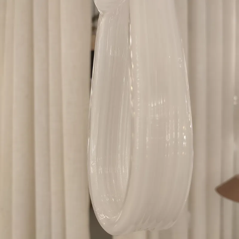 To nie tylko lampa, ale funkcjonalna forma sztuki